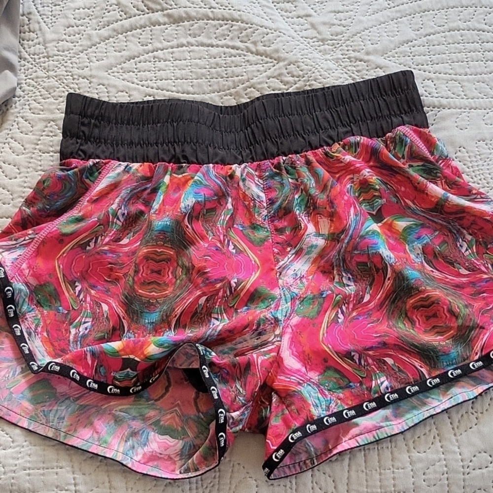 Zyia Magenta Sprinter Shorts